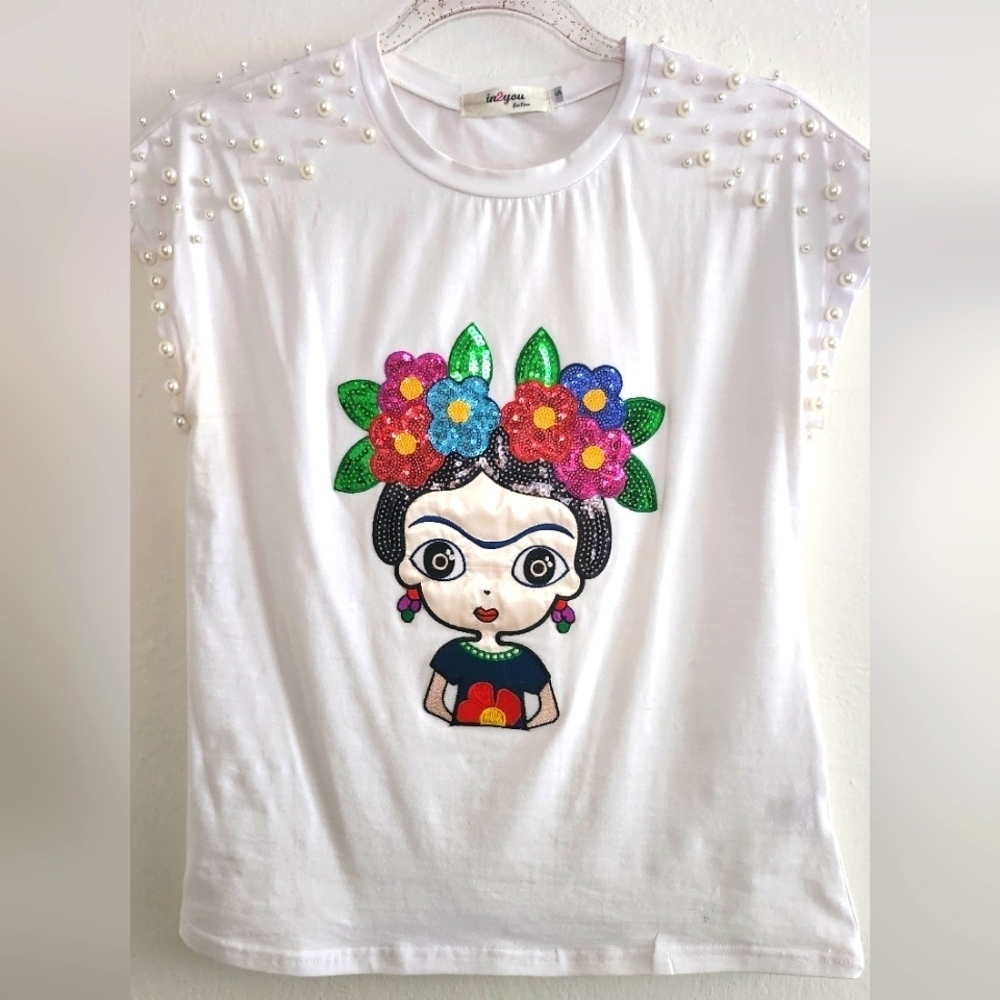 Frida Kahlo graphic white T-SHIRT Size Small